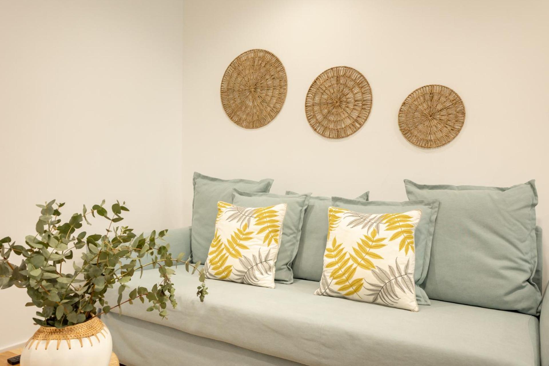 Isg Apartments Triana 1 Seville Exterior photo